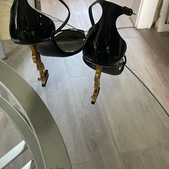 Saint Laurent
Opyum YSL Logo-Heel Sandals with Golden Hardware - Picture 4 of 6